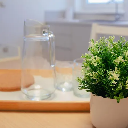 Luxury 2 Bedroom New With Private Parking * Laibach