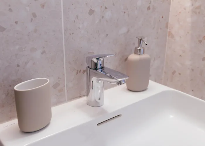 Luxury 2 Bedroom New With Private Parking Apartment Ljubljana